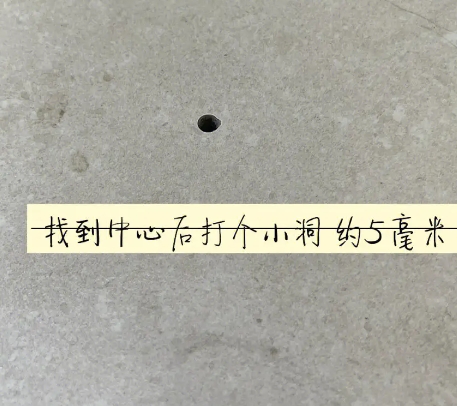 梧州市瓷砖空鼓维修公司专业解答在瓷砖铺贴过程中，如果砂料搅拌不均匀，将会带来以下问题